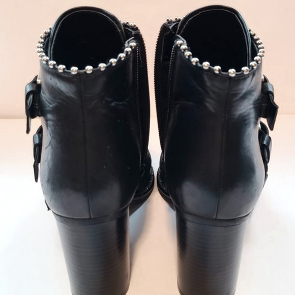 Steve Madden Black Leather Humble Ankle Booties Size 7.5 - Picture 14 of 16